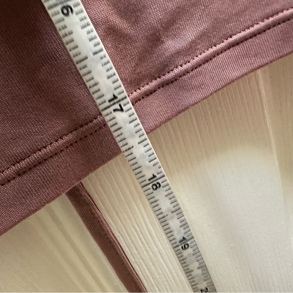 Lululemon Open Tie-Back Short Sleeve Mauve Short Sleeve Top pink 4 crew - Picture 4 of 8
